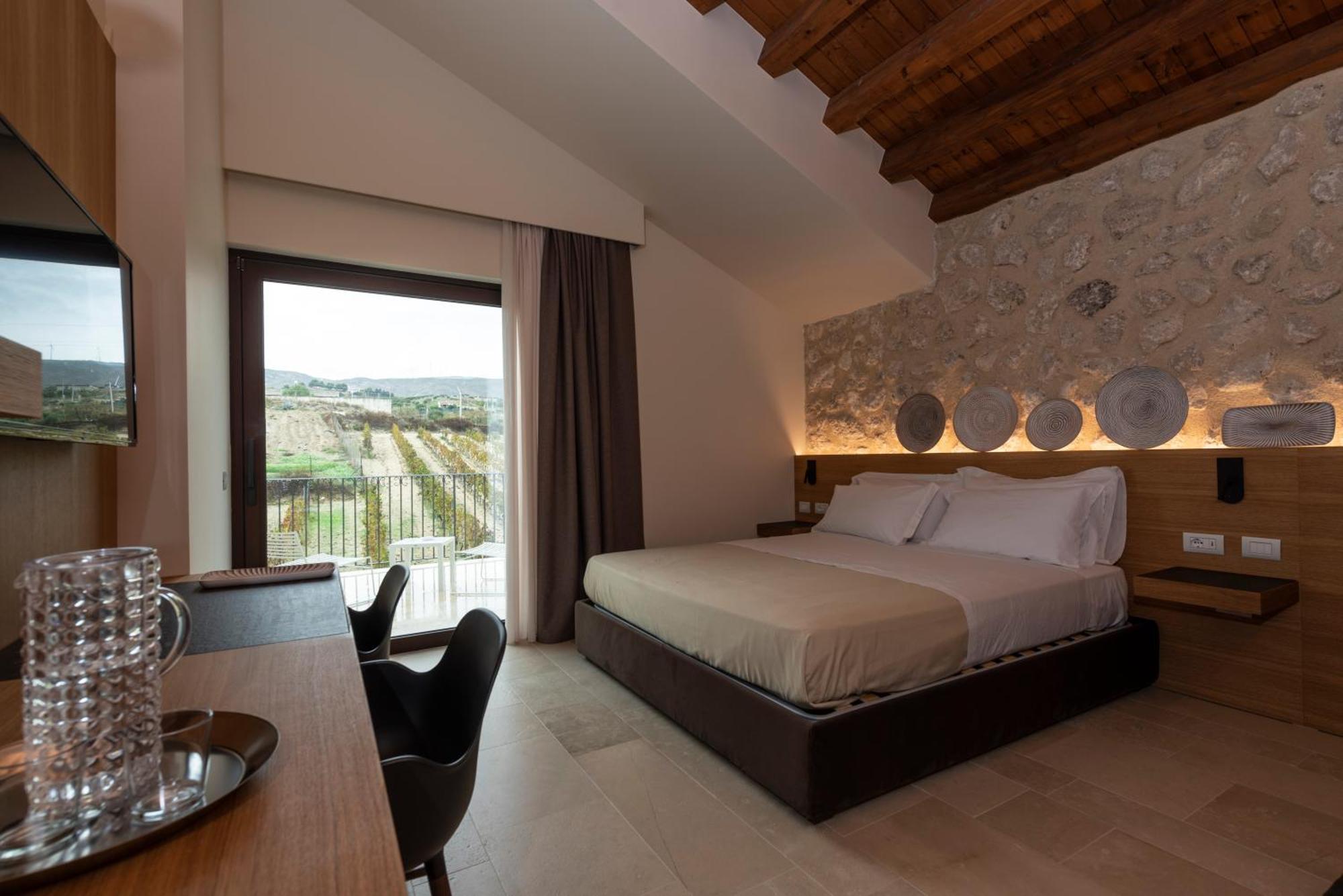 Borgo Giallonardo Wine Relais Realmonte Ngoại thất bức ảnh