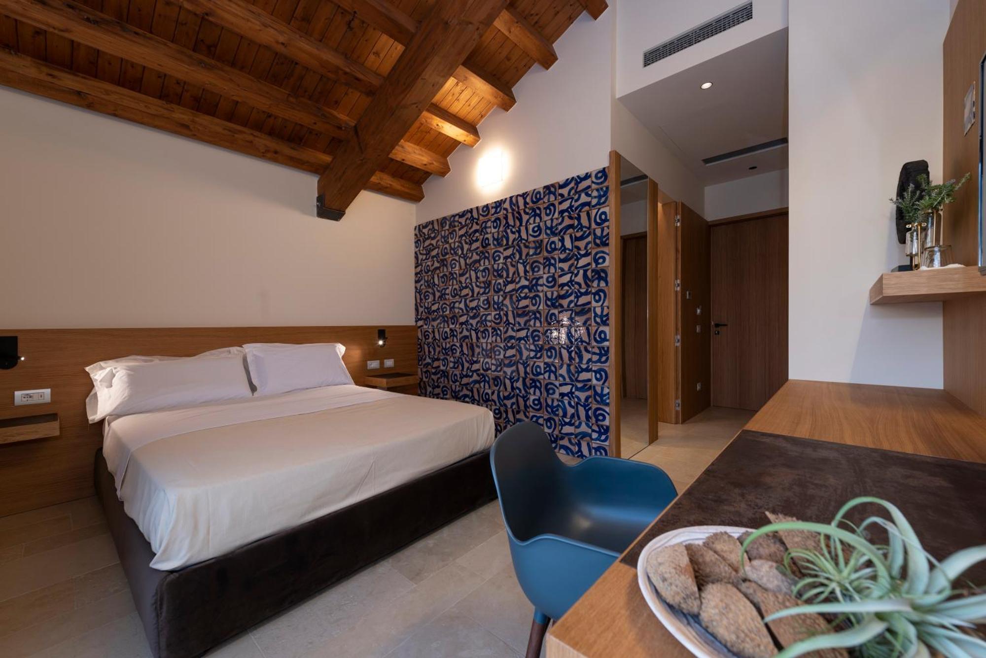 Borgo Giallonardo Wine Relais Realmonte Ngoại thất bức ảnh