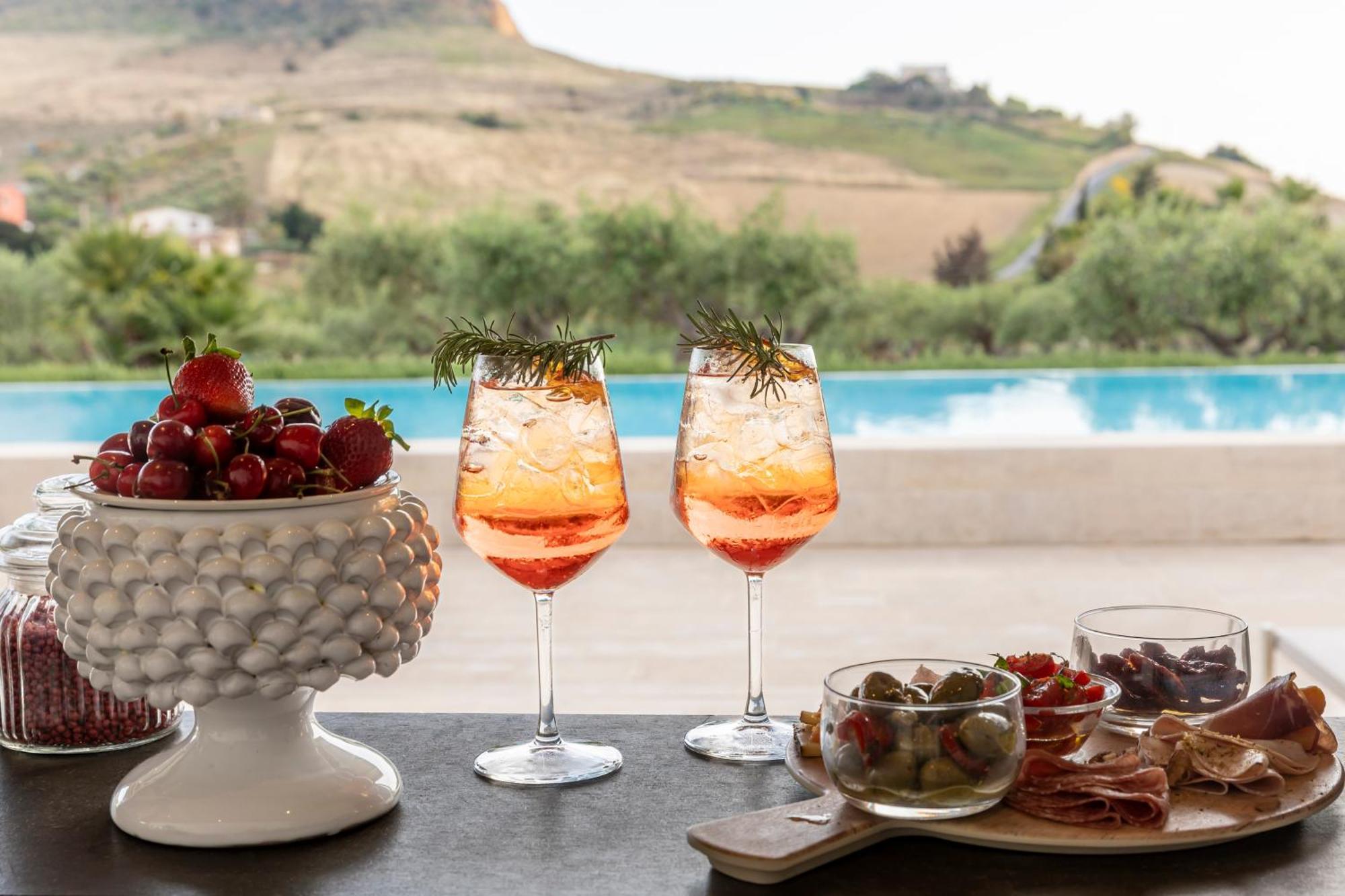 Borgo Giallonardo Wine Relais Realmonte Ngoại thất bức ảnh