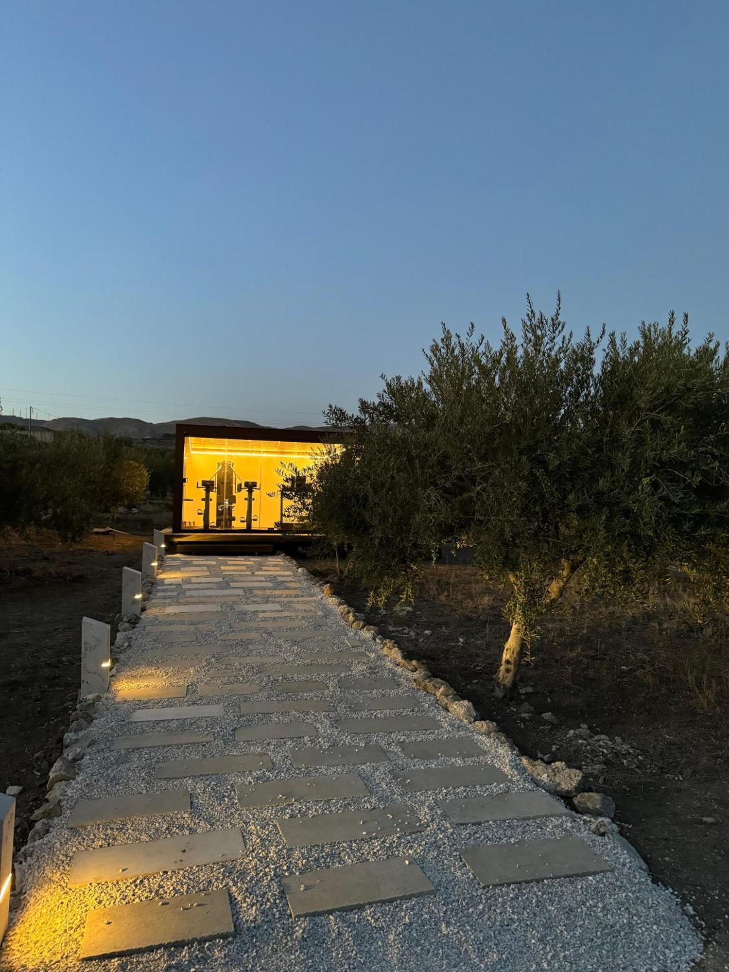 Borgo Giallonardo Wine Relais Realmonte Ngoại thất bức ảnh