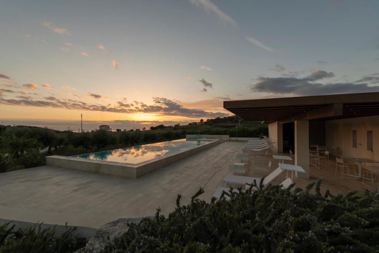 Borgo Giallonardo Wine Relais Realmonte Ngoại thất bức ảnh