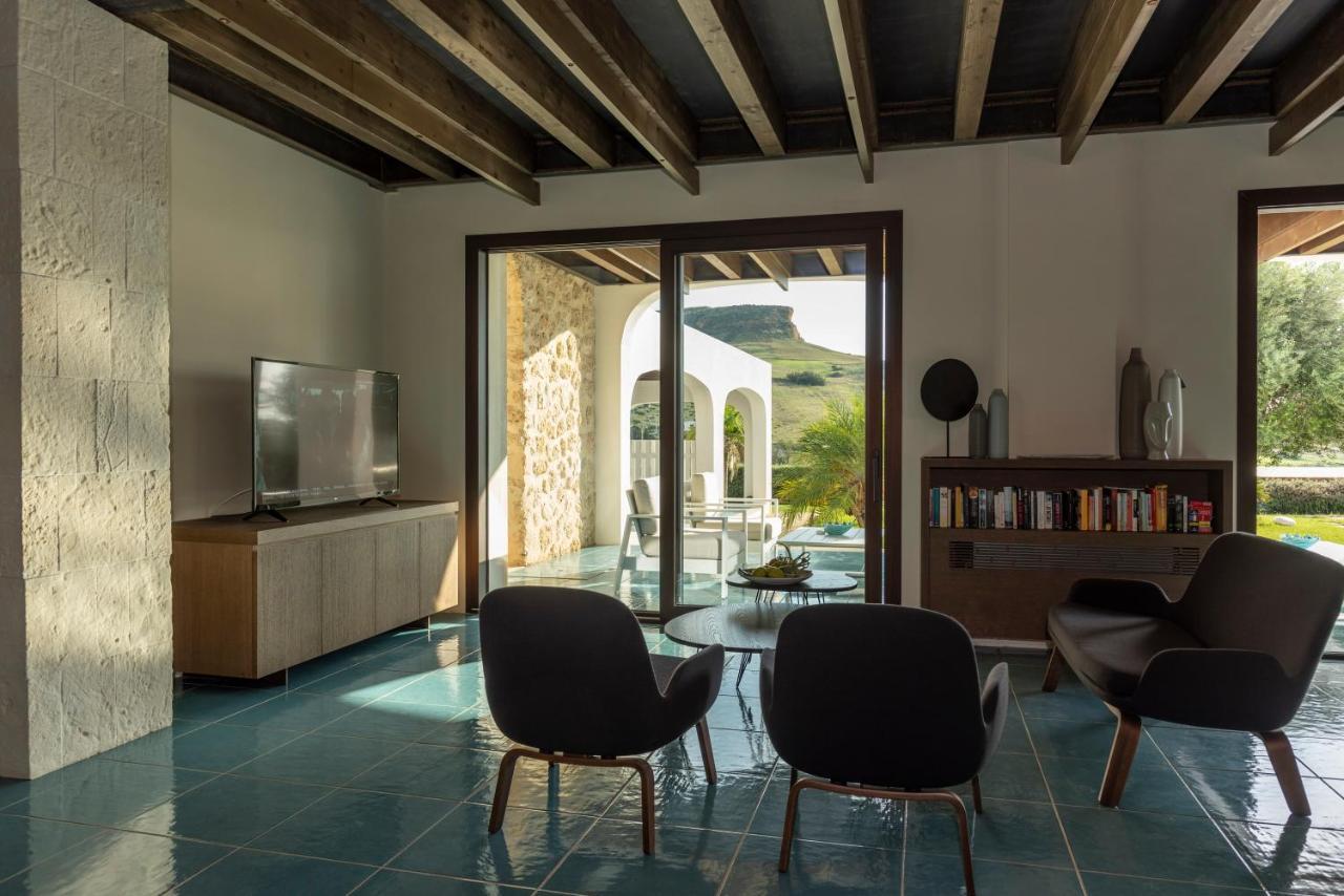 Borgo Giallonardo Wine Relais Realmonte Ngoại thất bức ảnh